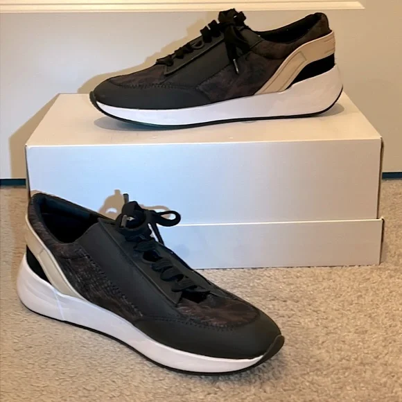 Franco Sarto Imperial Sneaker - Picture 2 of 10